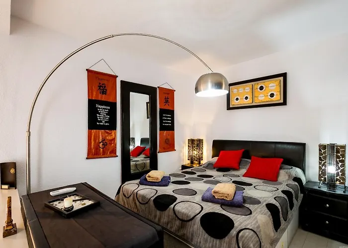 Costa Adeje Cortijo 2-4 * プラヤ・デ・ラス・アメリカス